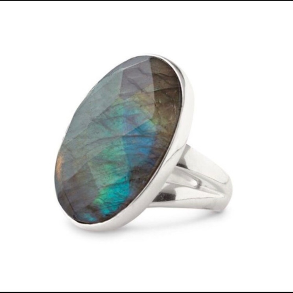 New in box! Stella and Dot Odyssey Ring